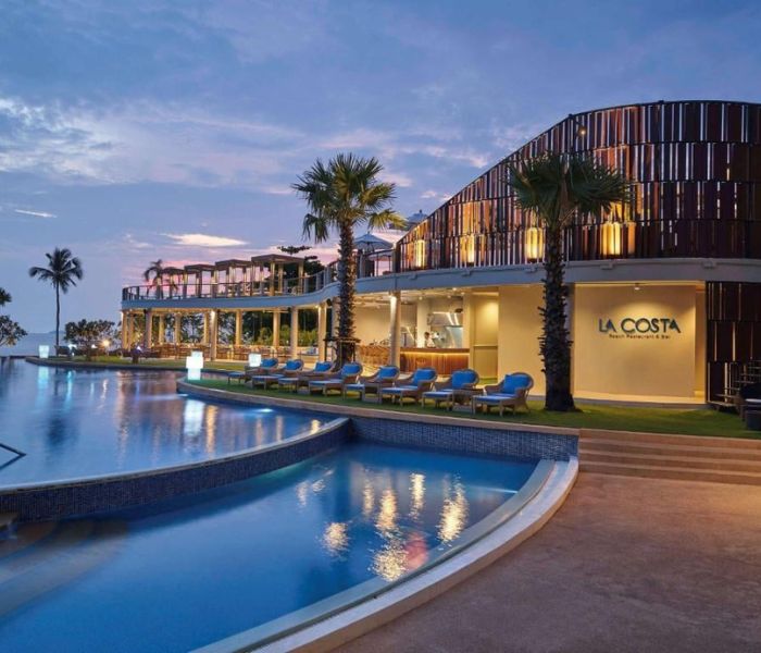 Movenpick Residences Pool