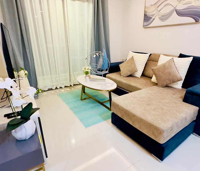 Laguna Beach 3 (1BR1FBF) Living