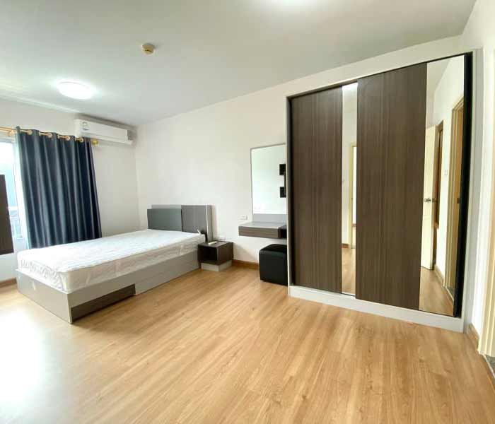 Supalai Mare (1BR30F) Room