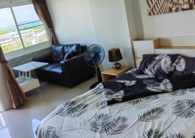 Beach 7 Condominium (ST8F)